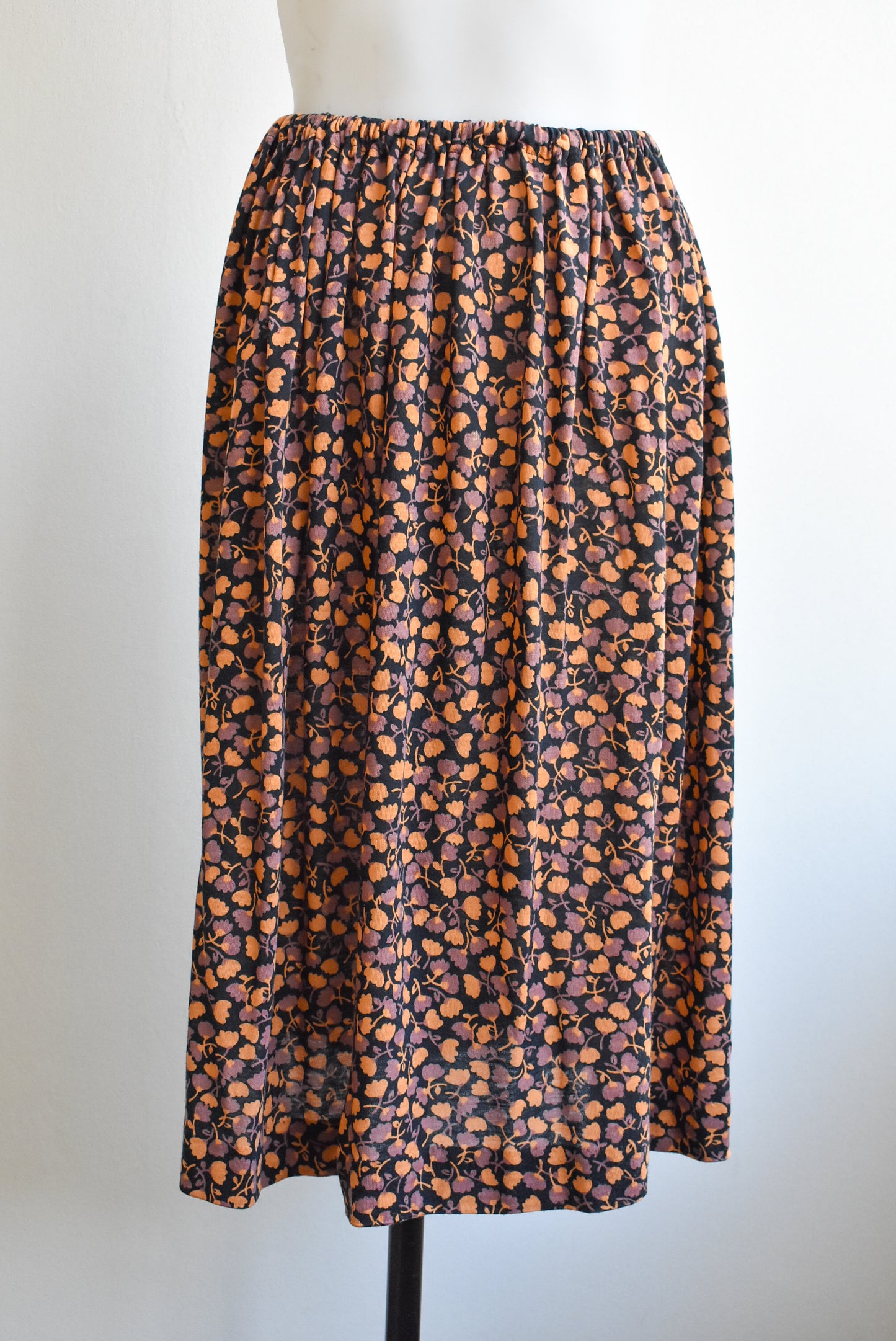 Vintage 2 piece, skirt and cardigan, size S/M
