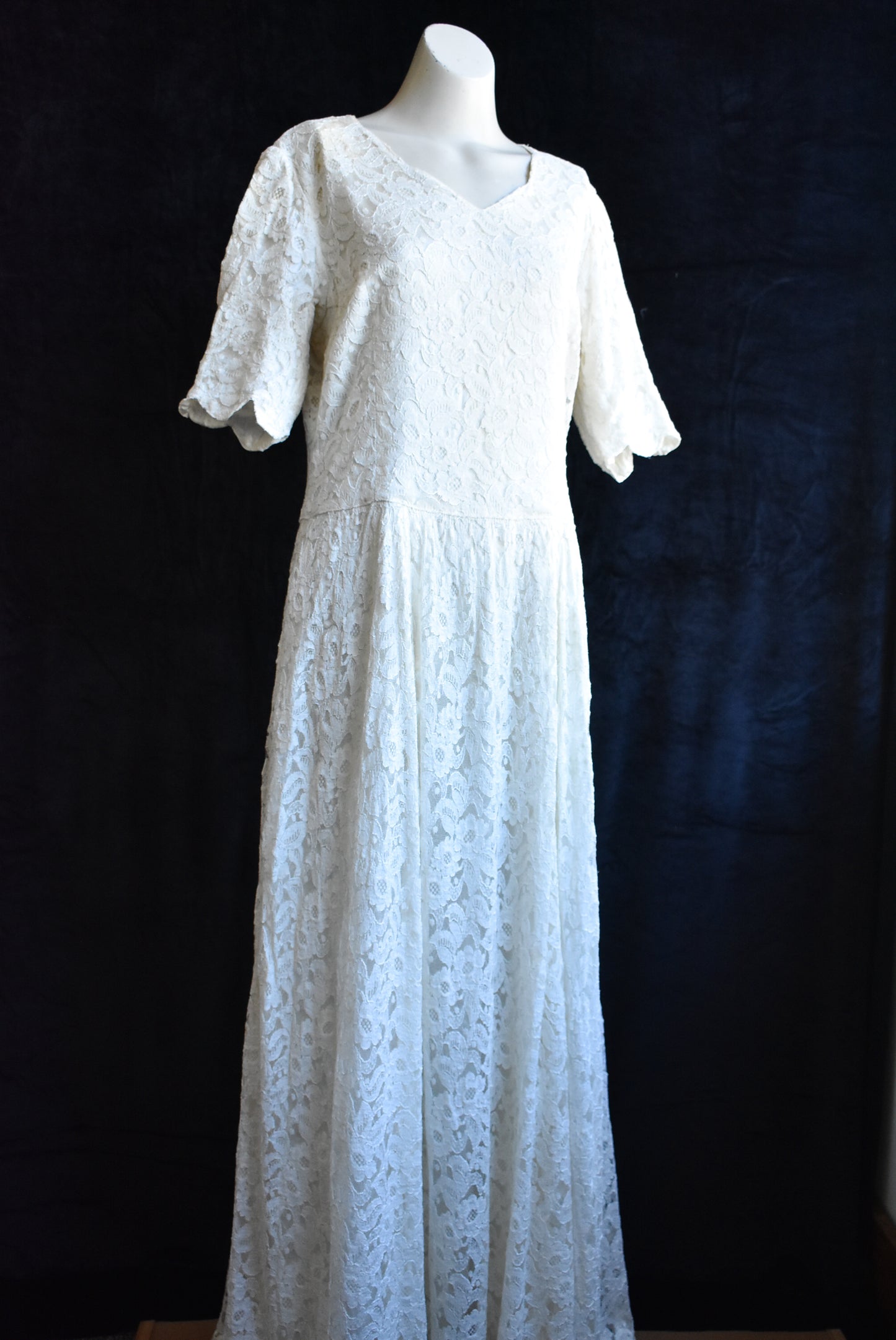 Vintage wedding dress 1940s