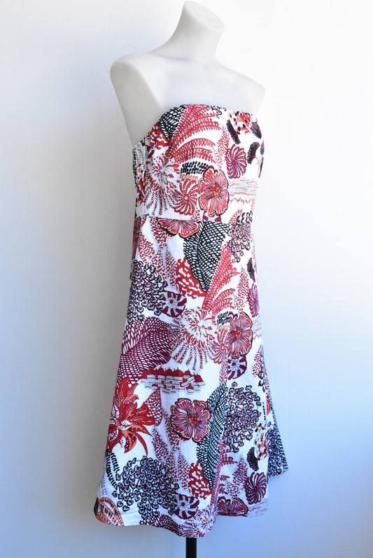 Merric short red floral print strapless cotton dress, size 14