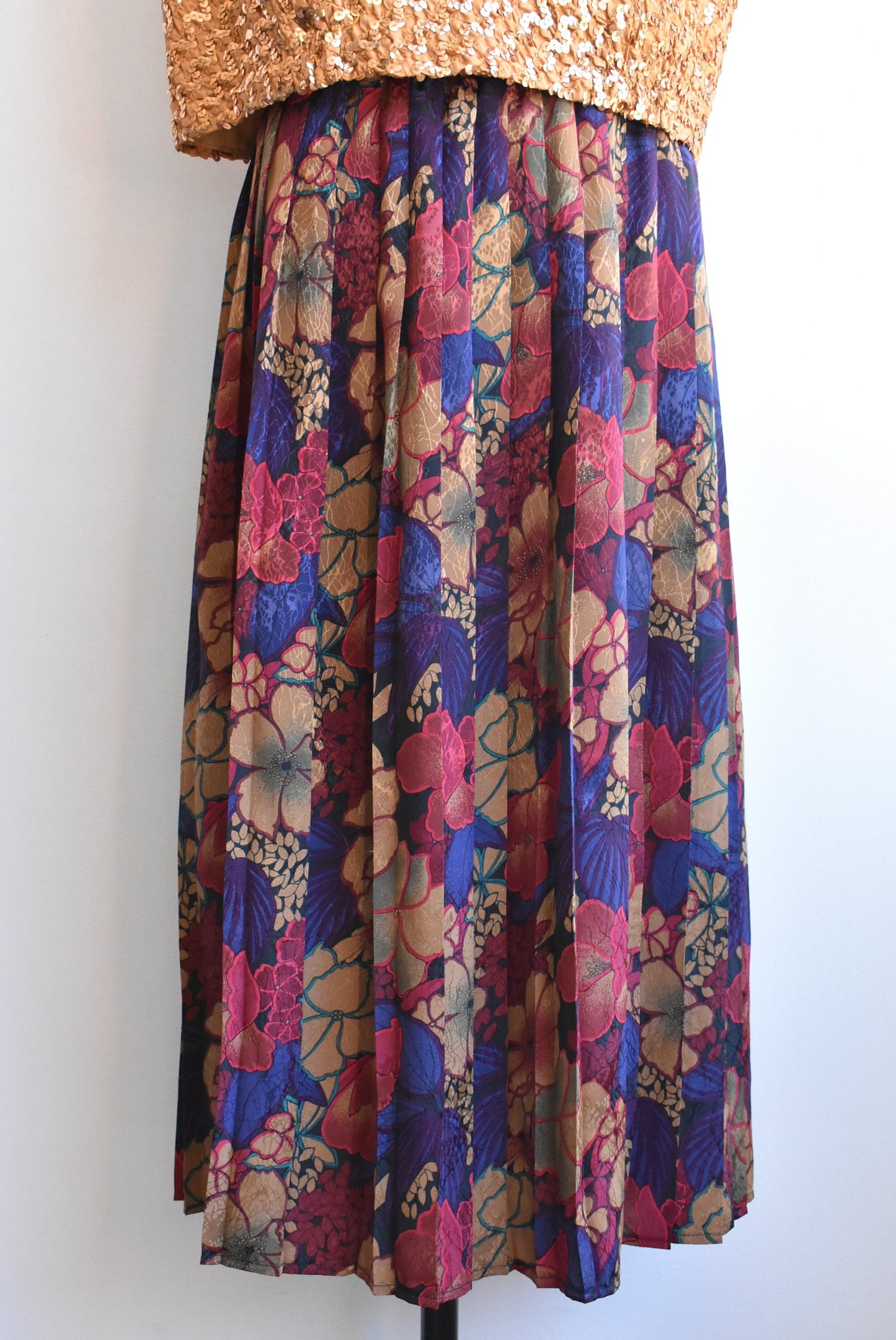 Bonds retro pleated floral skirt, size 20