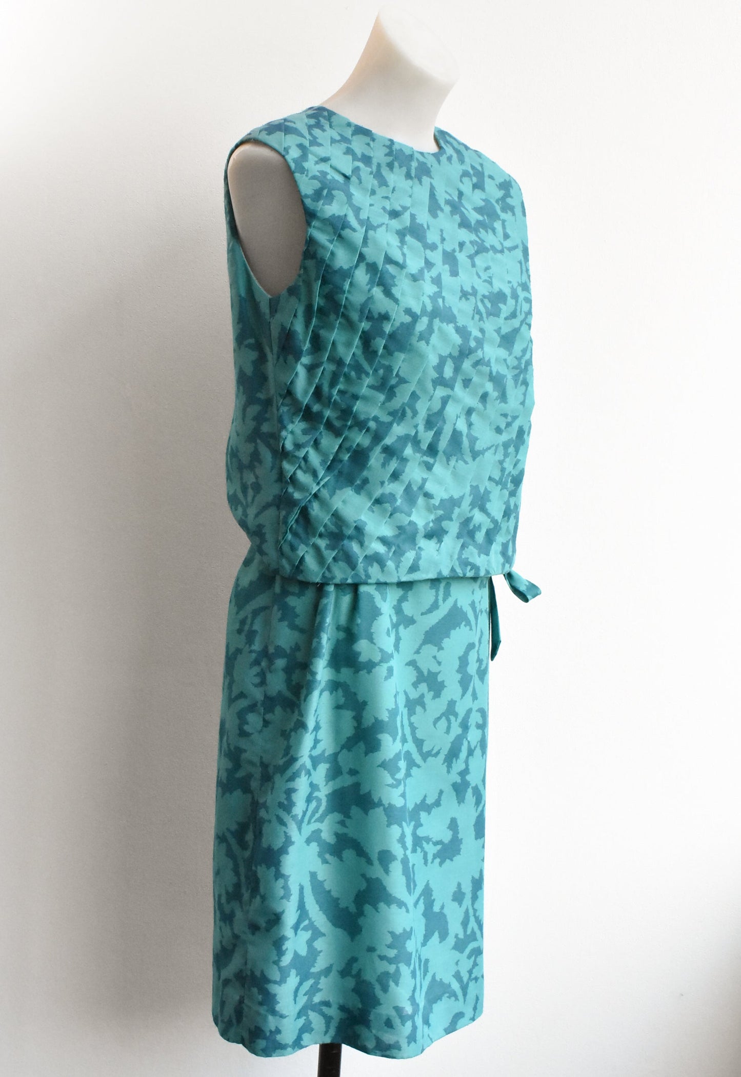 Peter Barron retro green sleeveless dress, size M
