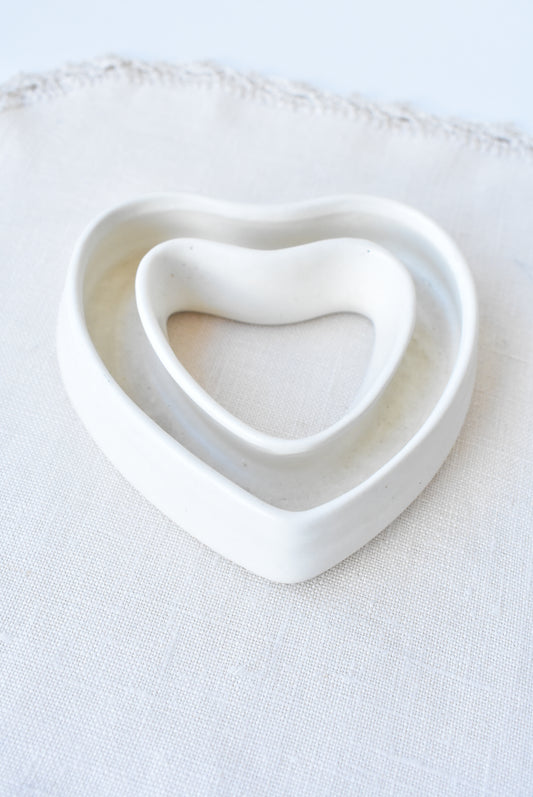 Very rare Crown Lynn ceramic heart-shaped flower trough