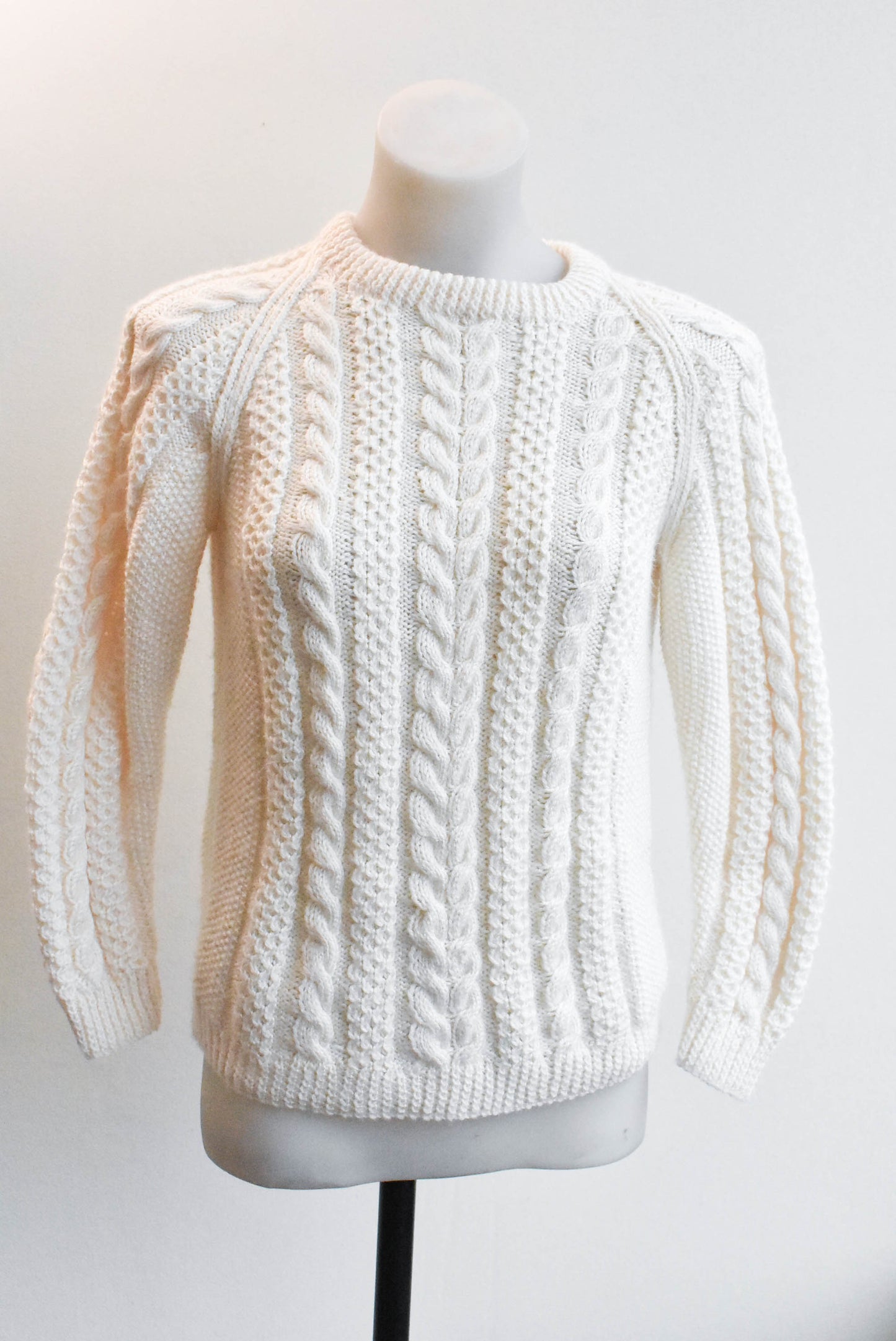 Handmade cable knit cream jumper, XS