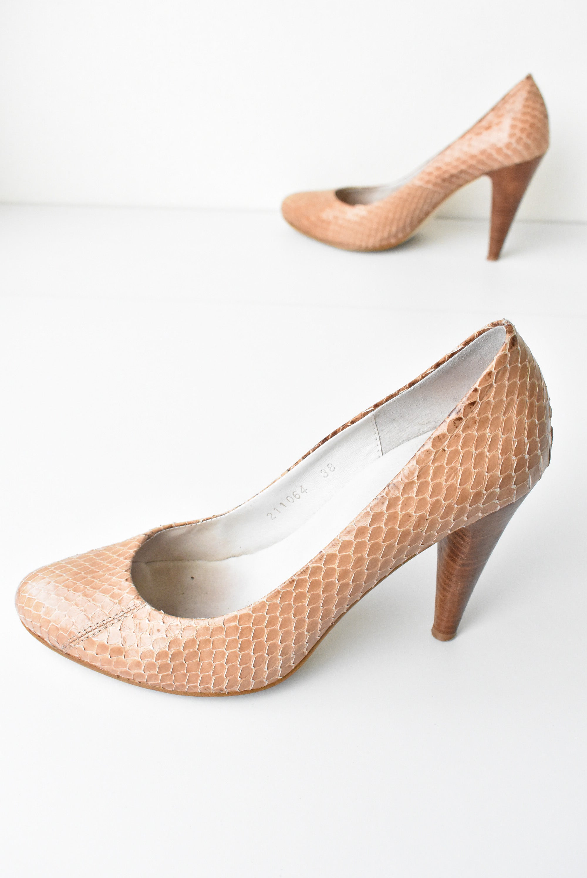 Tan on sale snakeskin heels