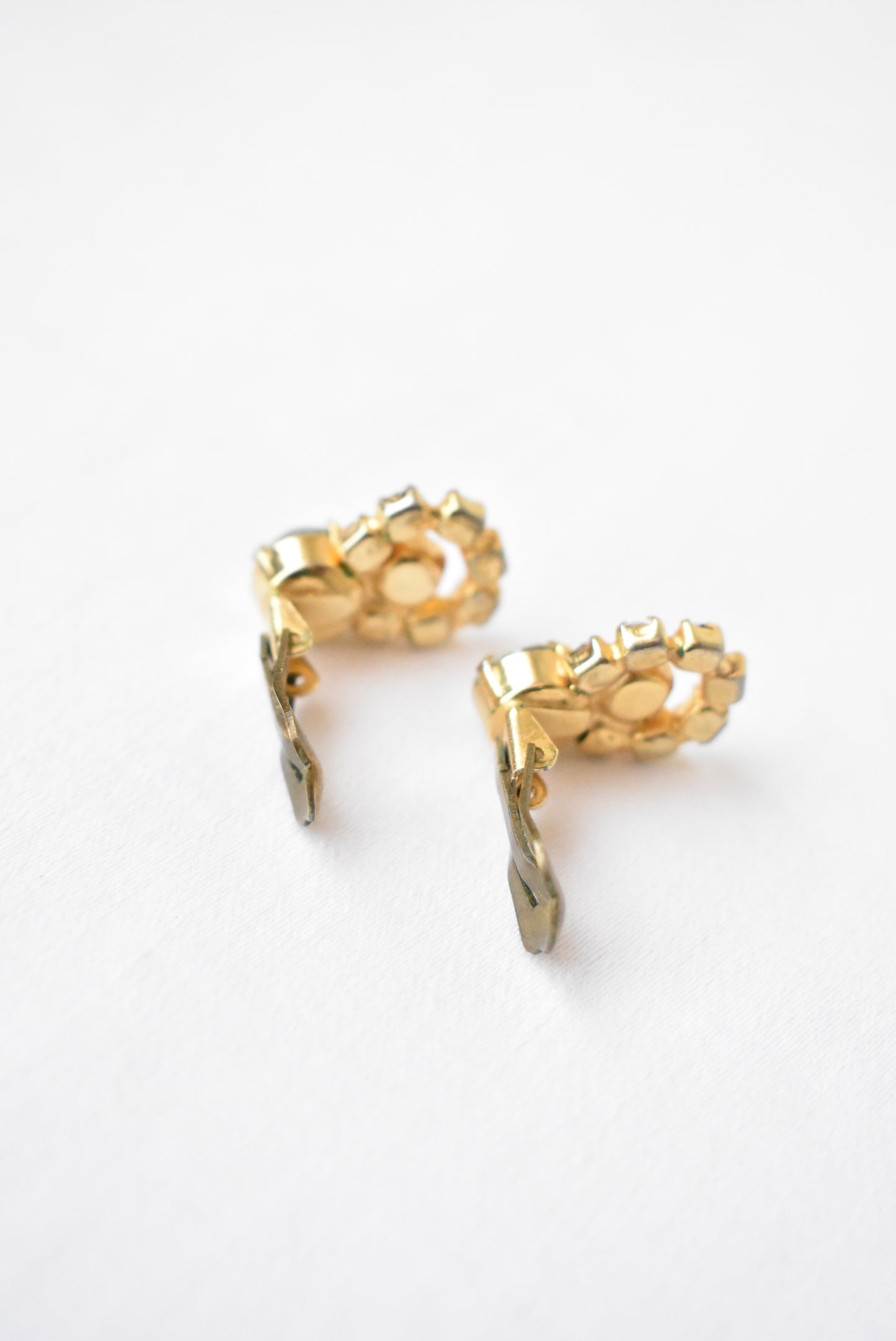 Stunning vintage diamante clip on earrings