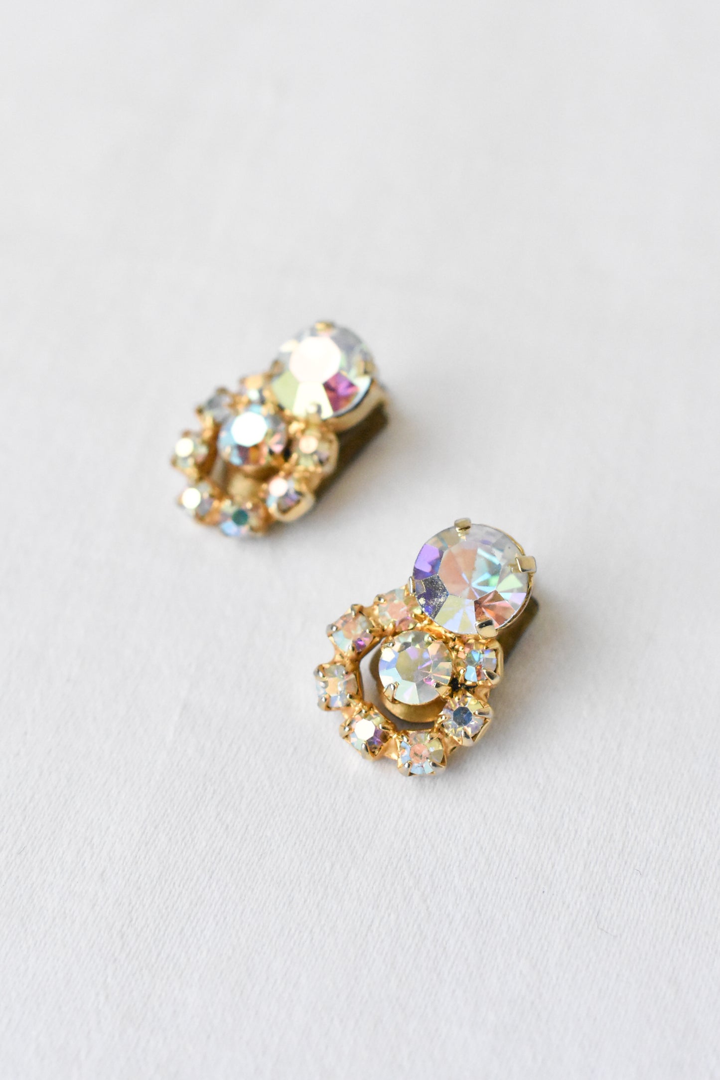 Stunning vintage diamante clip on earrings