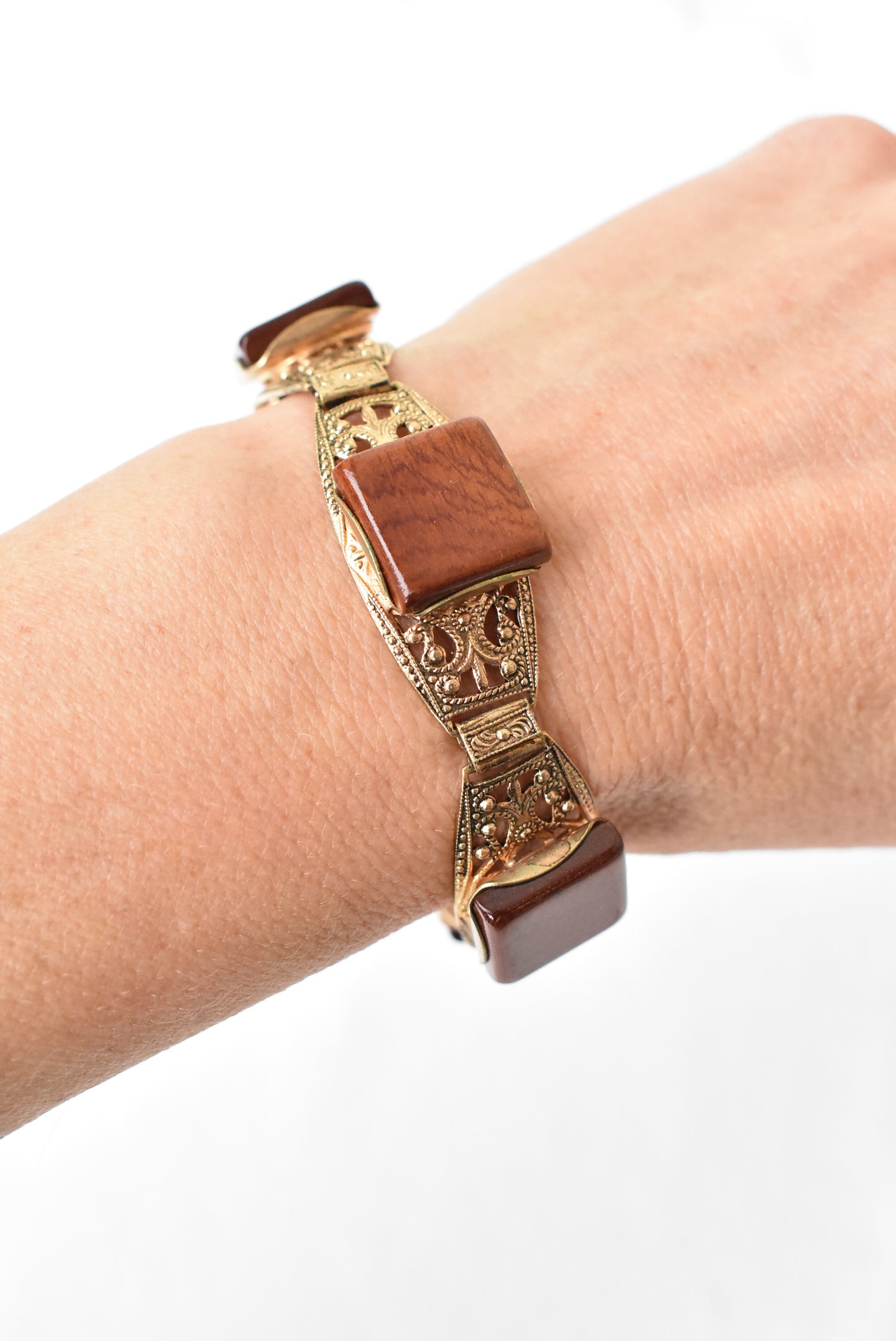 Vintage NZ Kohekohe wood filigree-style clasp bracelet