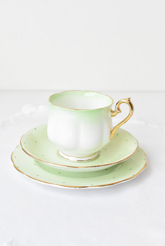 Royal Albert 'Rainbow' vintage bone china tea set