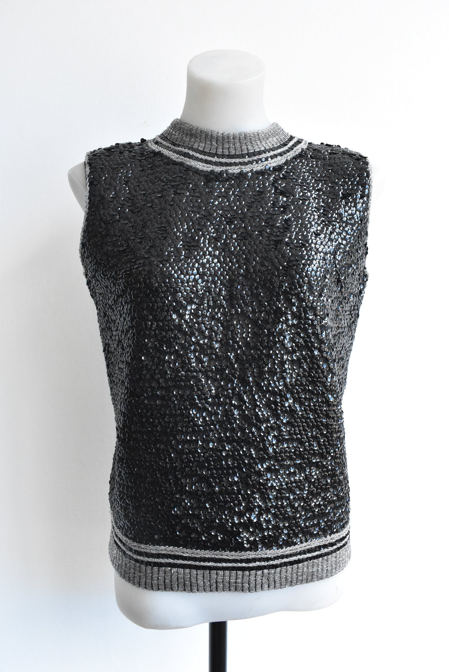 Forum Fashion retro wool sequined black vest, size L