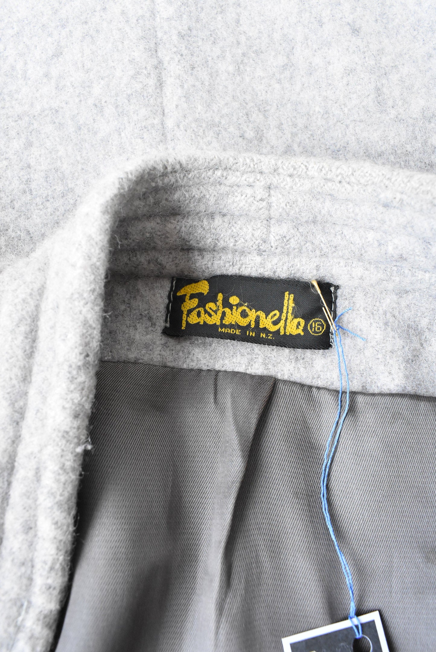 Fashionelle retro wool grey jacket, size 16