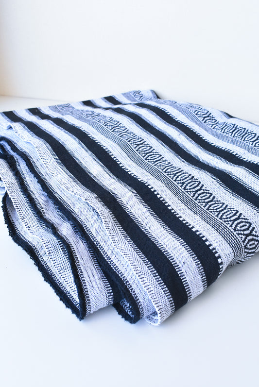 Aztec-style heavy 100% cotton fabric 3.4m