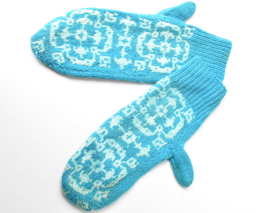 Vintage blue knitted mittens