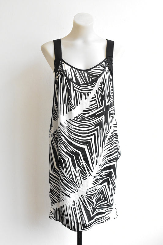 Cue black & white double-layered dress, size 10