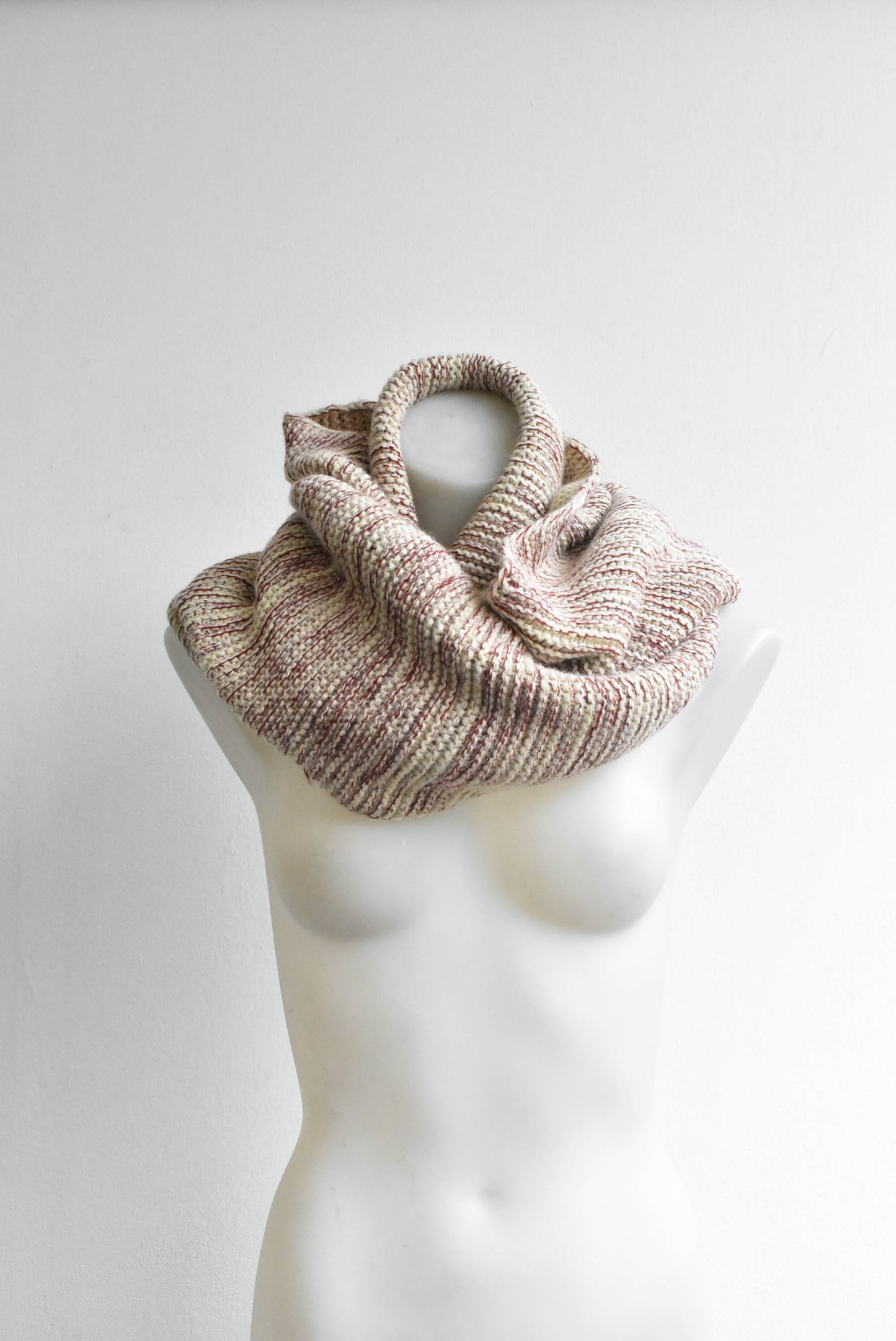 Kathmandu knitted loop scarf