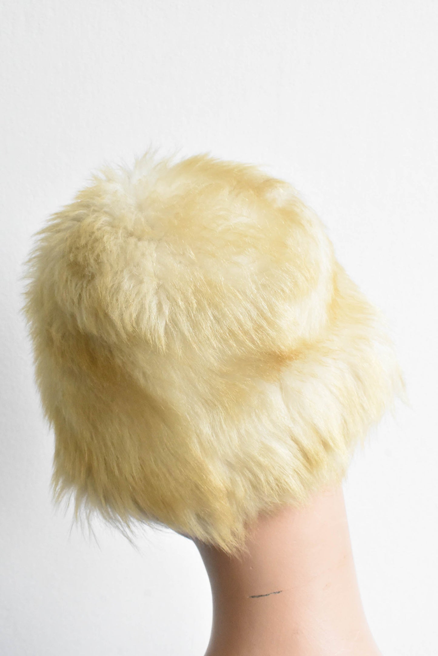 Cream furry retro hat