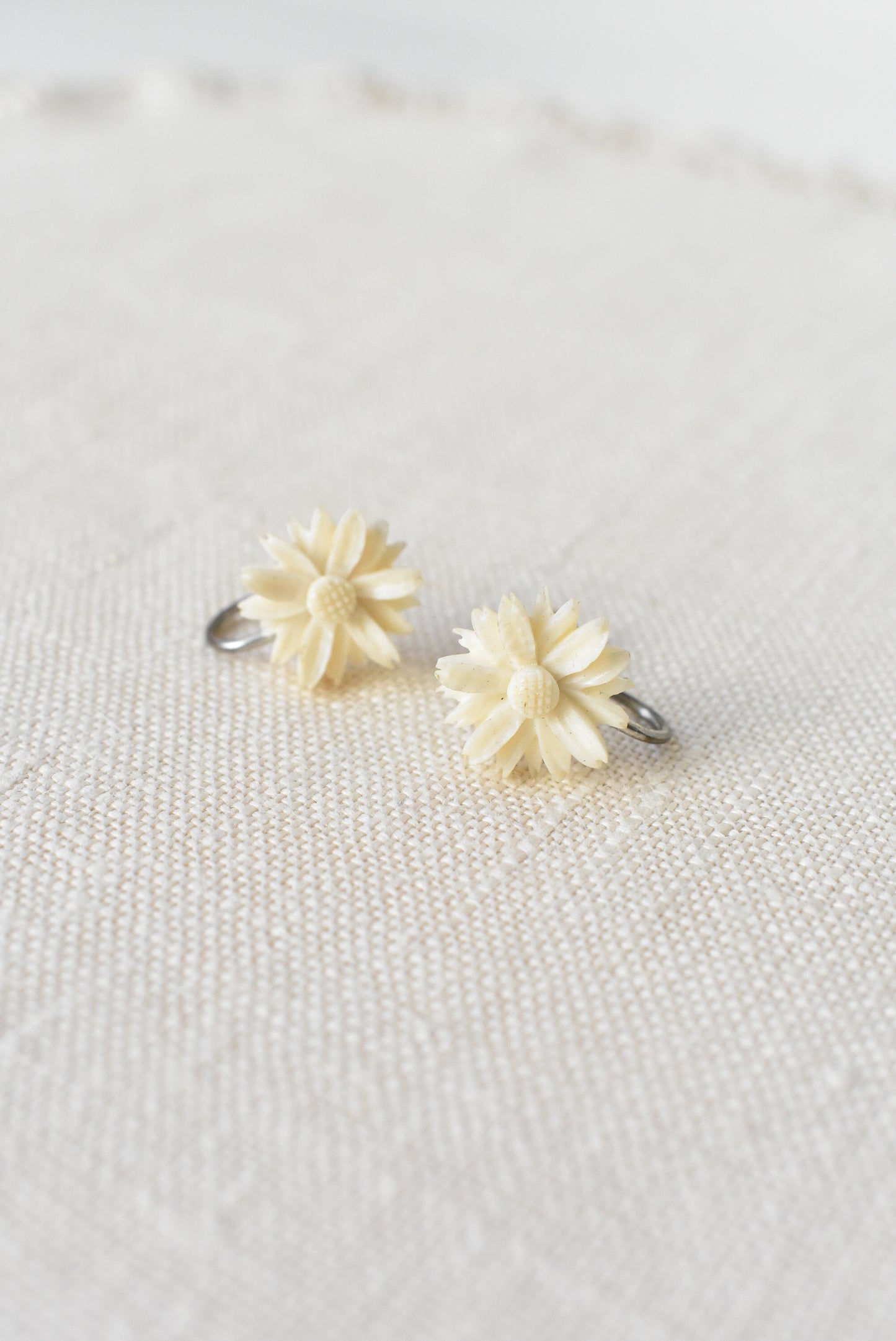 Vintage white flower clip on earring