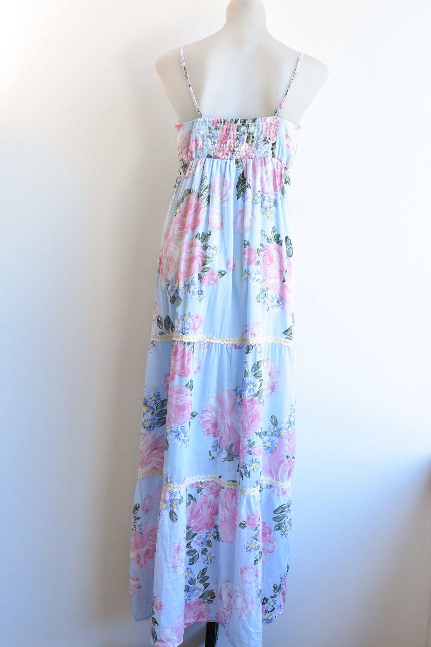 Glassons floral flowy maxi dress, size 10