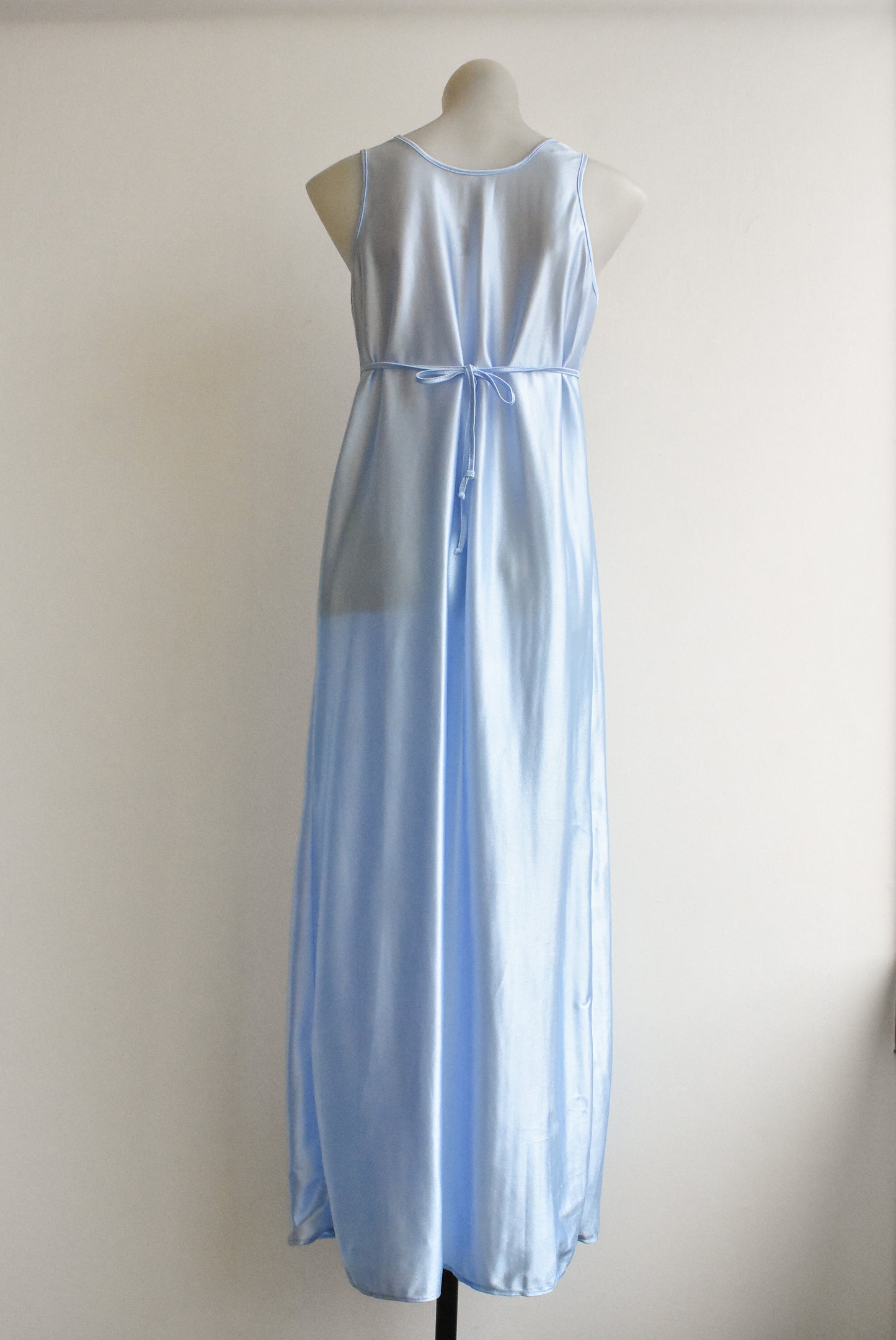 Vintage pale blue nightgown, M