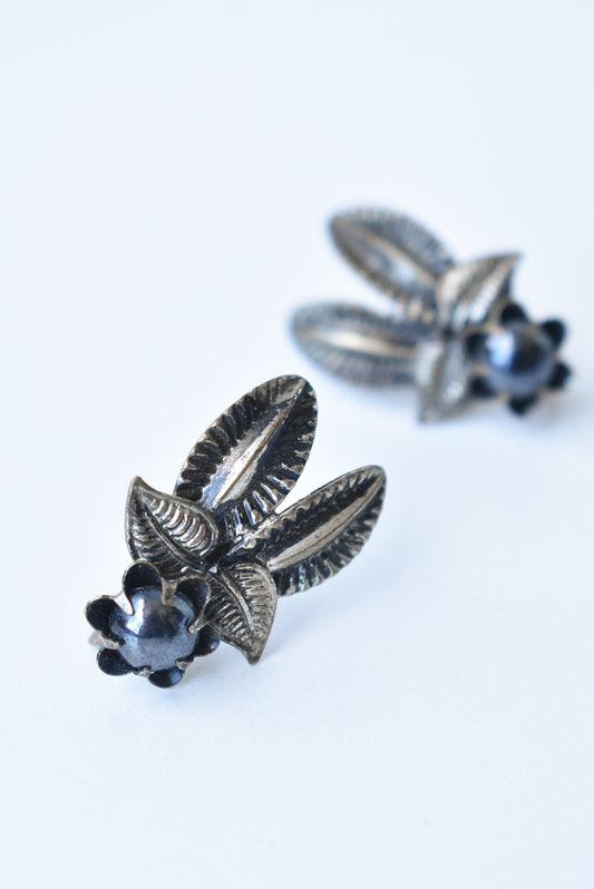 Vintage screw on earrings, made in Austria