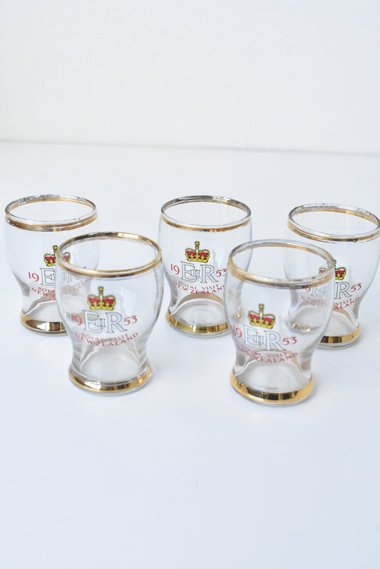 Set of 5 vintage Royal Visit 1953 shot glasses