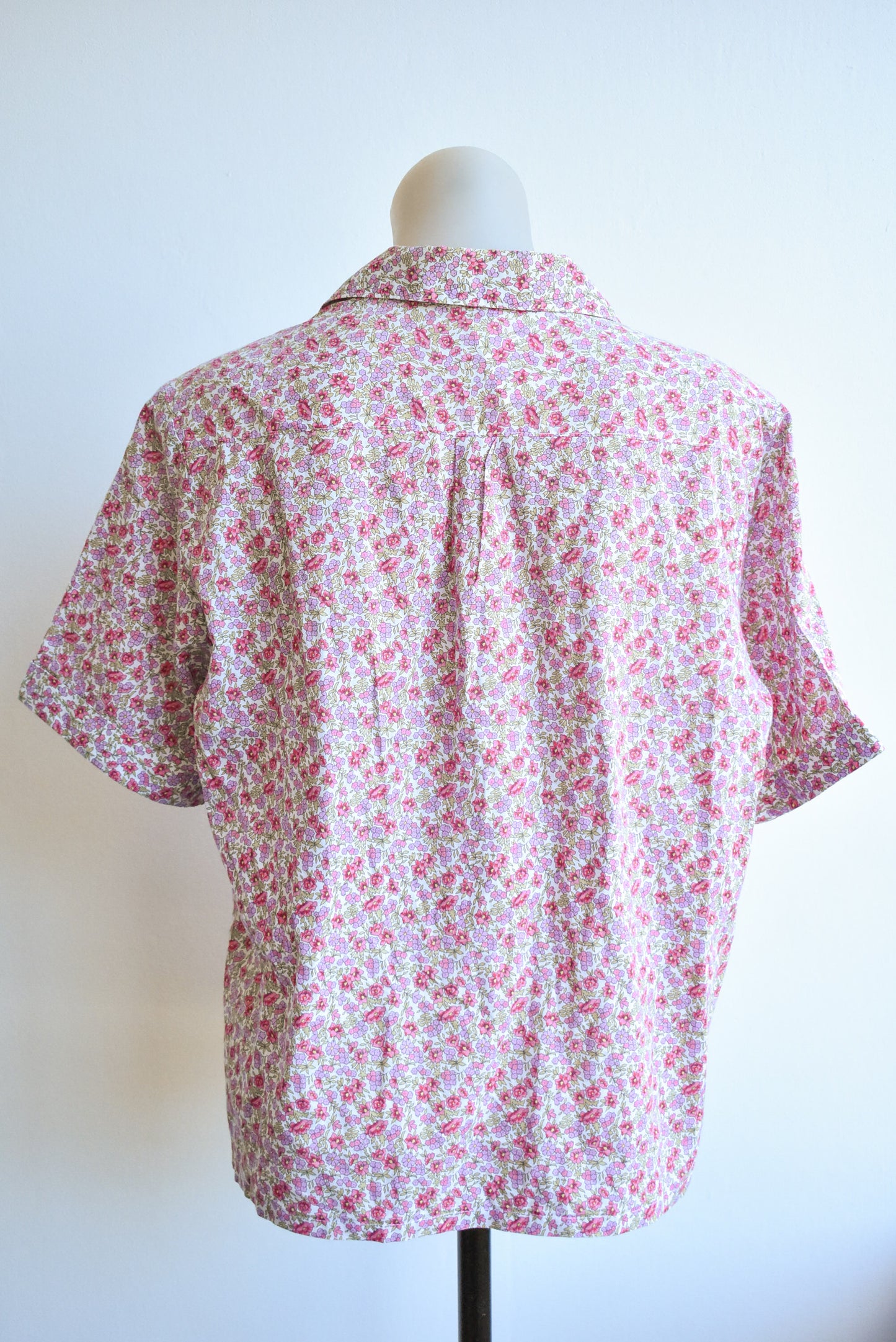 Floral printed shirt, S/M