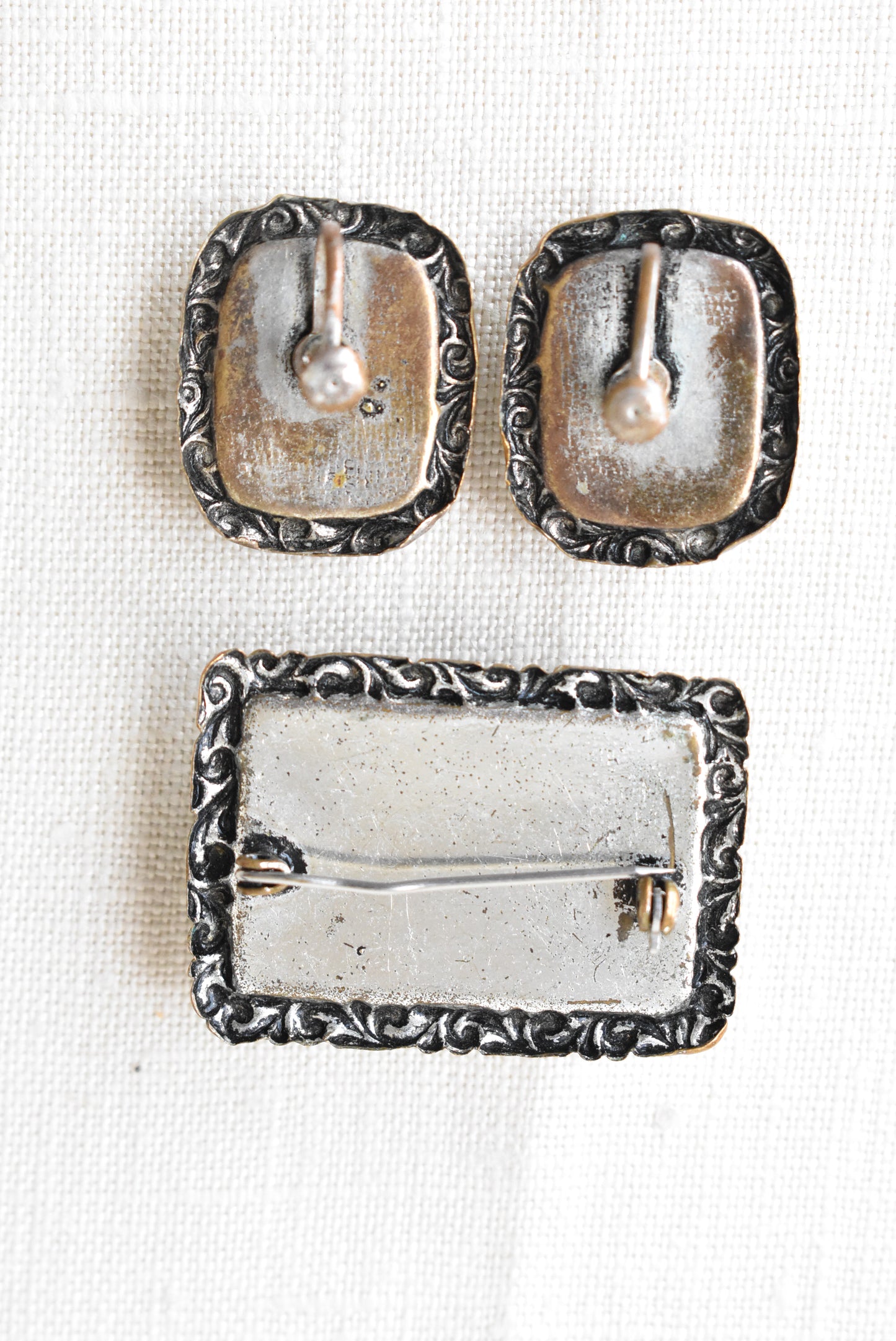 Murano glass earrings and brooch