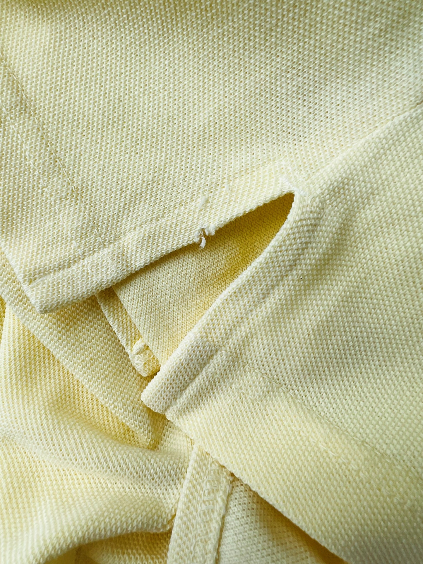 Mackenzie Country pastel yellow sleeveless polo, size M