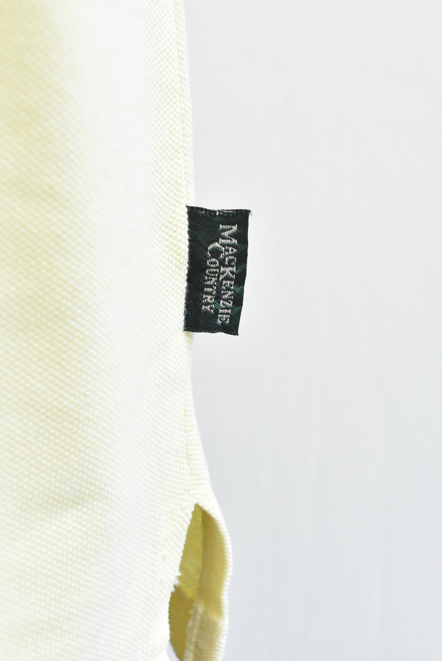 Mackenzie Country pastel yellow sleeveless polo, size M