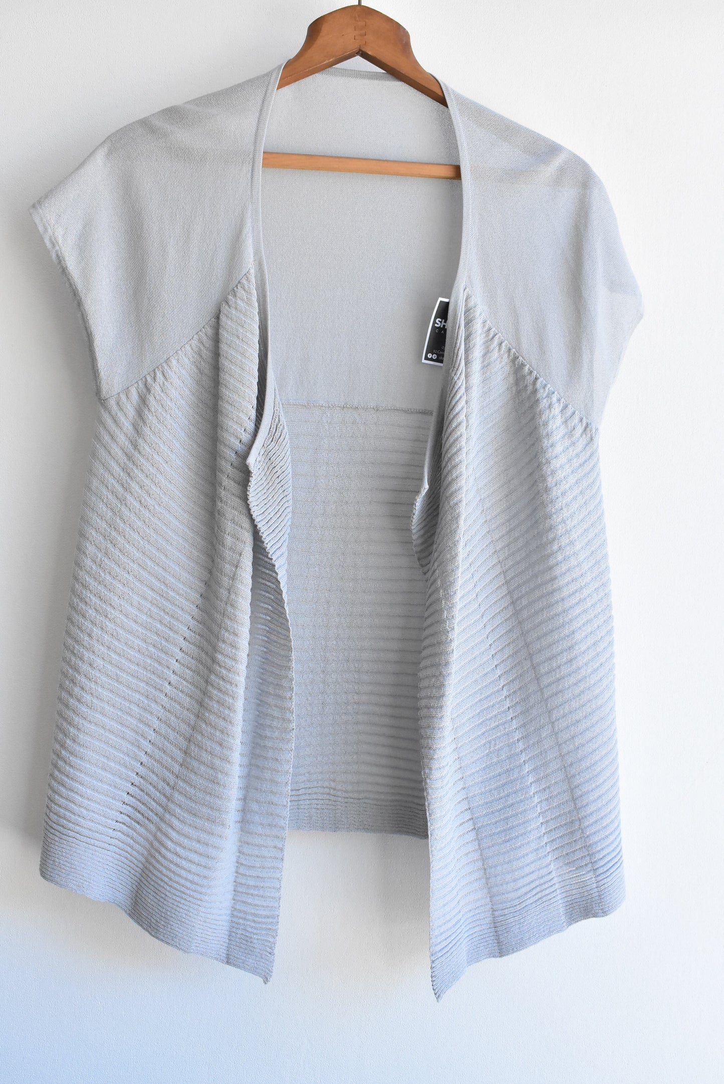 Light grey short sleeve vest