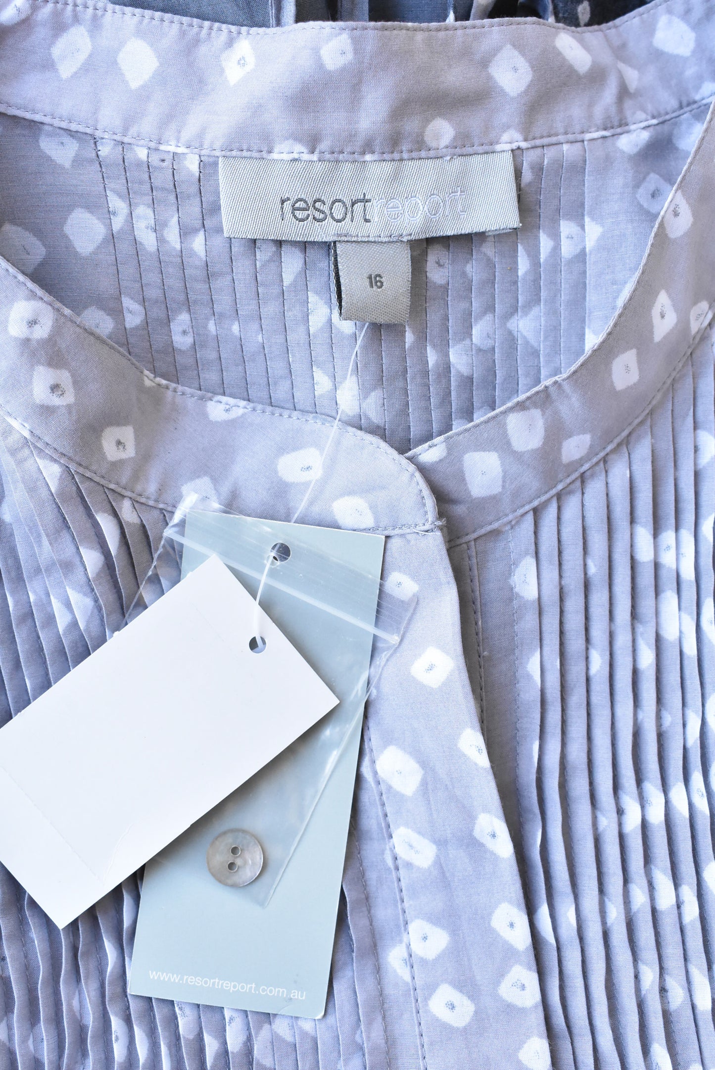 Resort Report silk-blend greyscale sleeveless tunic, size 16