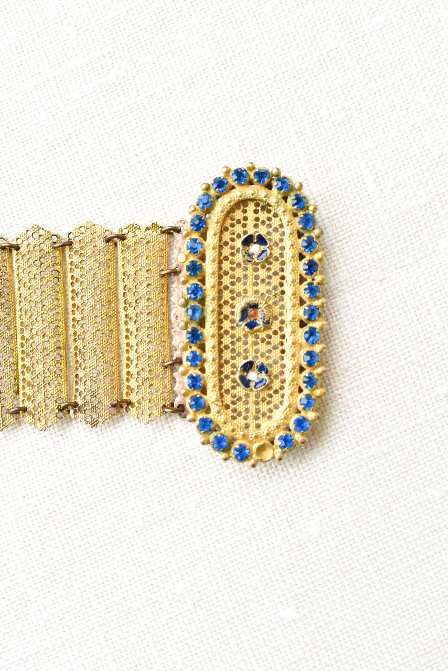 Vintage golden filigree bracelet