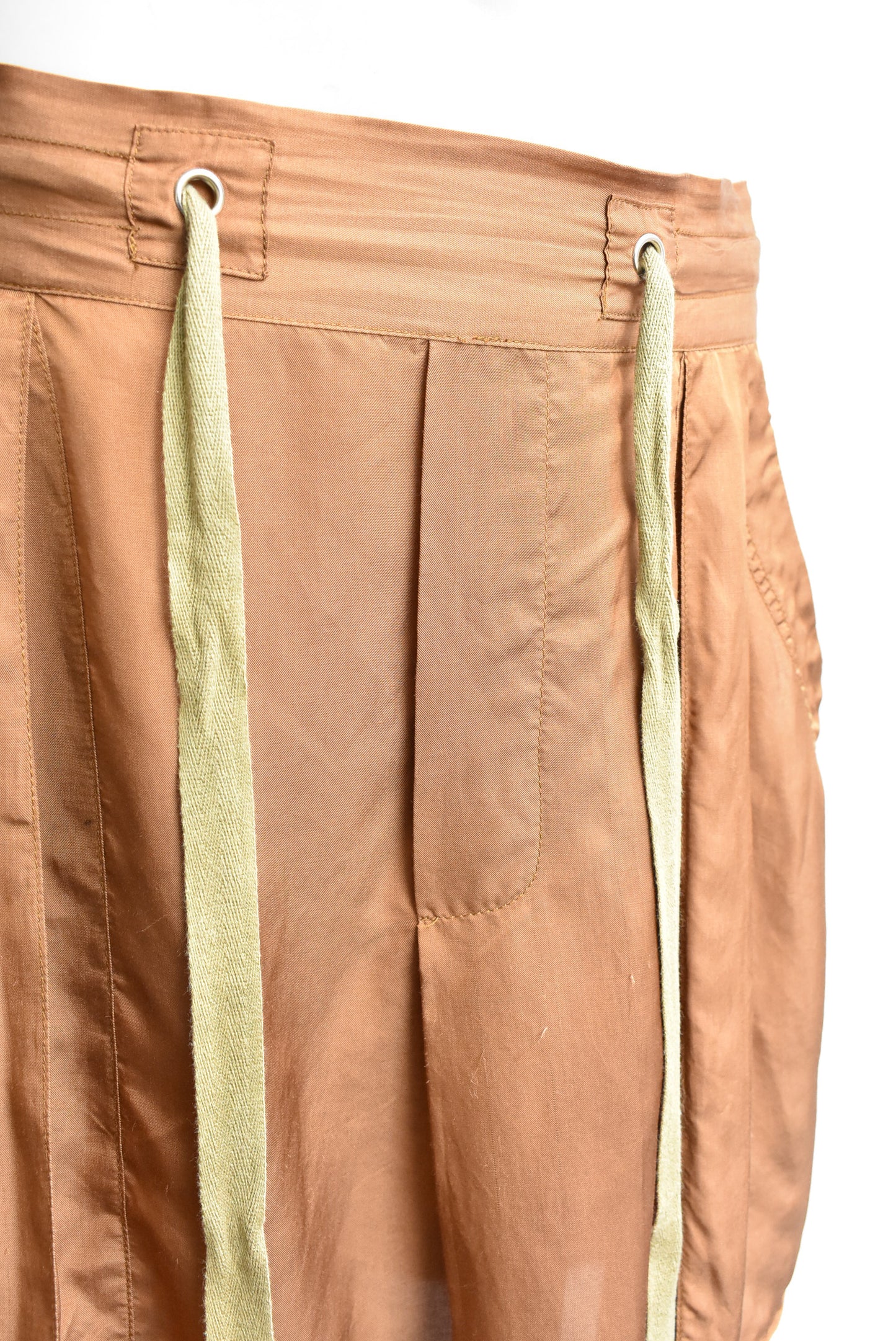 Lee Mathews 100% silk skirt, size S