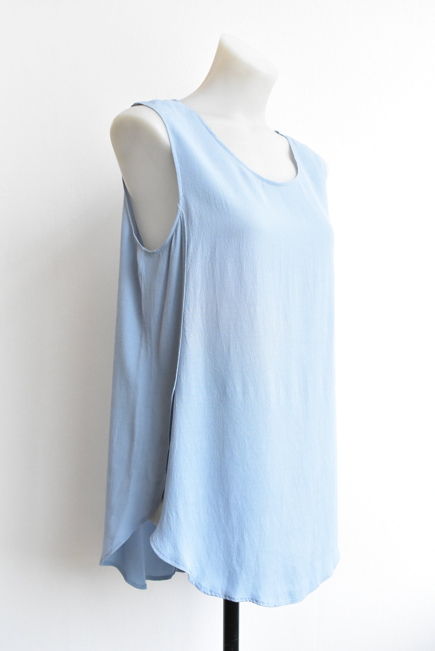 Liam Ruby powder blue sleeveless top, size 8