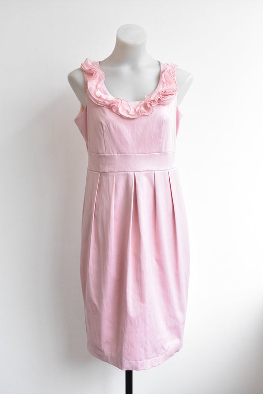 Grace Hill dusky pink ruffle collar sleeveless dress, size M